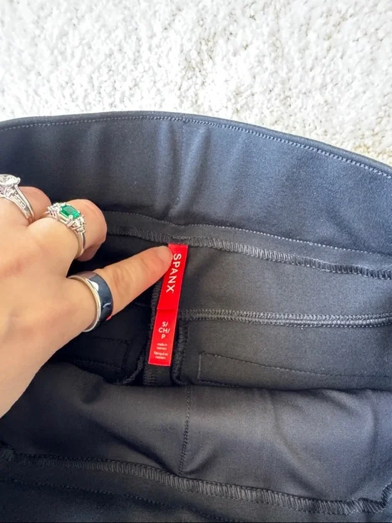 Spanx High-Waist Black Flared Dress Pants - Picture 6 of 9